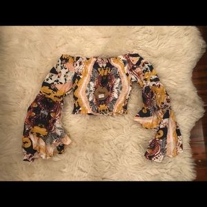 Jaase  crop top sz M NWT